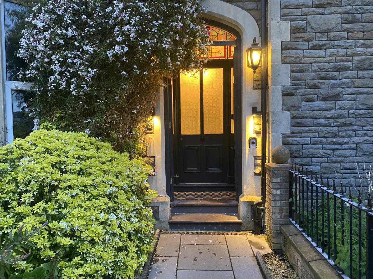 Number One Hundred Bed And Breakfast Cardiff Luaran gambar