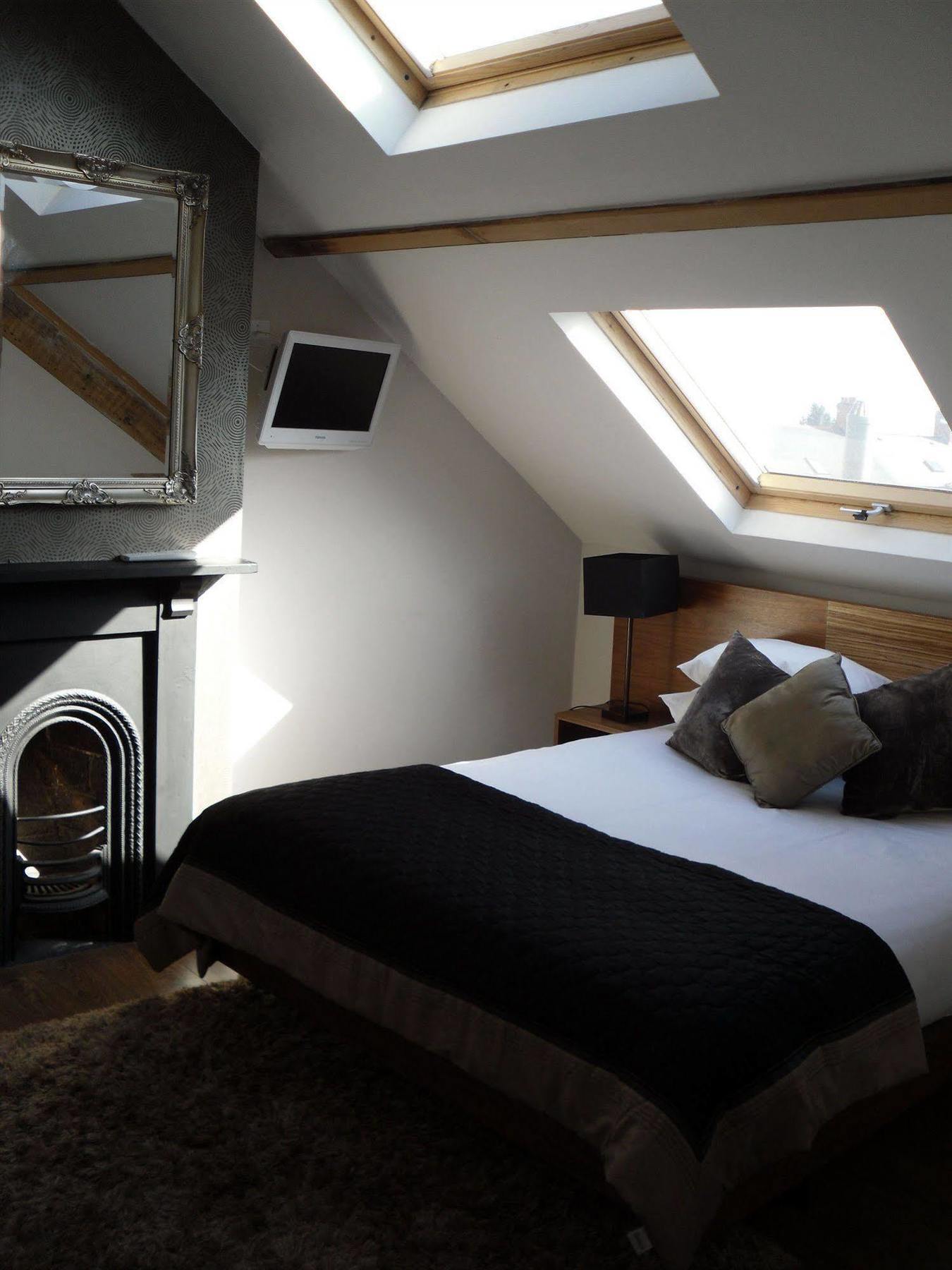 Number One Hundred Bed And Breakfast Cardiff Luaran gambar