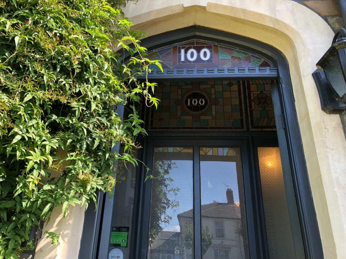 Number One Hundred Bed And Breakfast Cardiff Luaran gambar